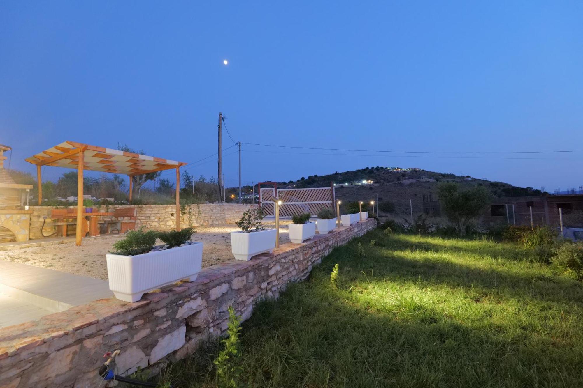 Twins Villa Saranda Dış mekan fotoğraf